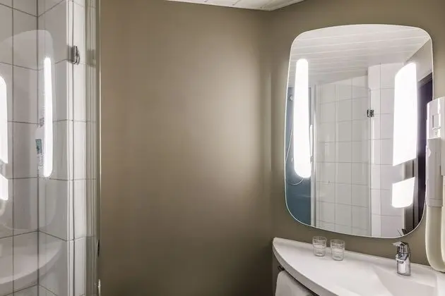 Oda, 1 Çift Kişilik Yatak (New Sleep Easy Concept)