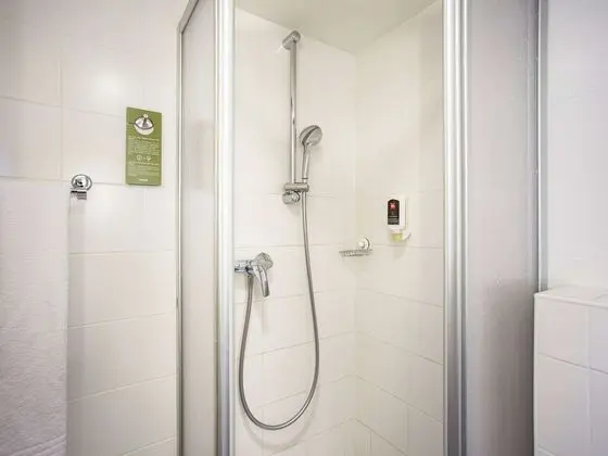 Standard Oda, 1 Çift Kişilik Yatak, Engellilere Uygun