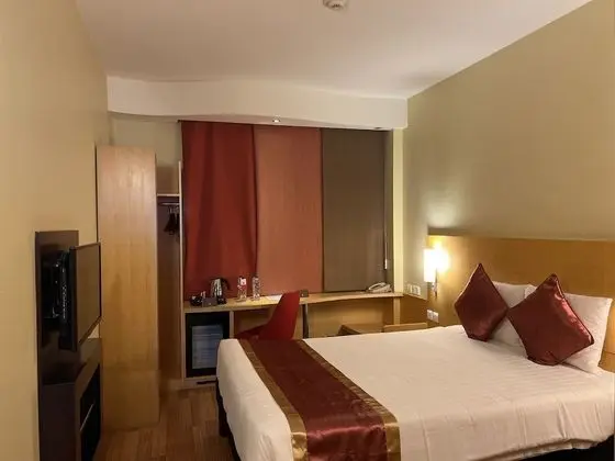 Premium Tek Büyük Yataklı Oda, 1 Çift Kişilik Yatak, Havuz Manzaralı