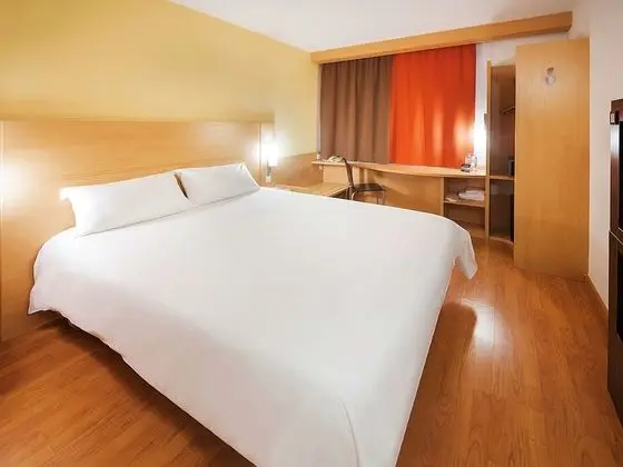 Standard Oda, 1 Çift Kişilik Yatak