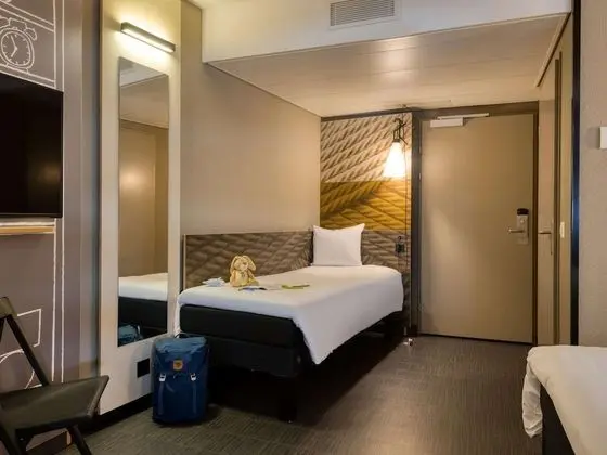 Üç Kişilik Oda (New Sleep Easy Concept)