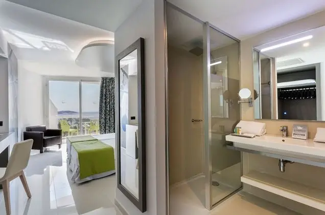 Tek Büyük Yataklı Oda, Balkon (Joy)