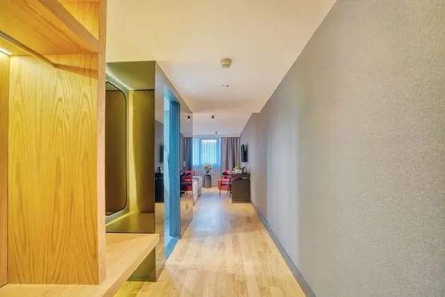 Deluxe Tek Büyük veya İki Ayrı Yataklı Oda