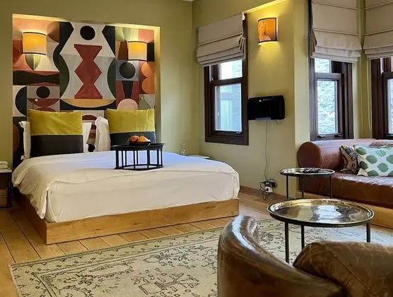 Deluxe Tek Büyük Yataklı Oda