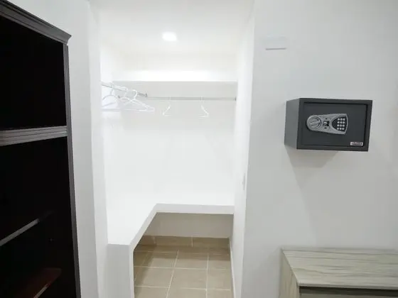 Comfort Tek Büyük Yataklı Oda, 1 Büyük (Queen) Boy Yatak, Buzdolabı ve Mikrodalga