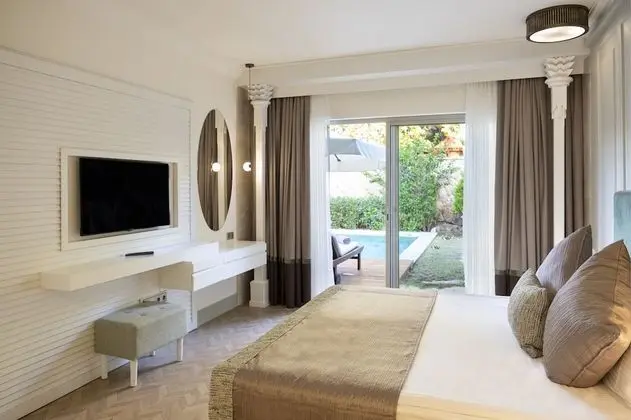 Bali Deluxe Villa (Quadruple Use)