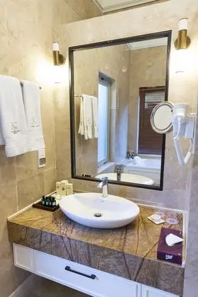 Bali Villa (Quadruple Use)