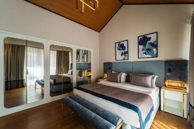 Superior Villa