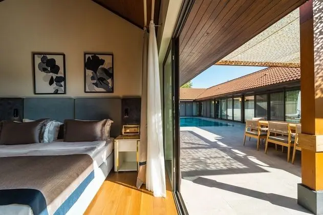 Superior Villa