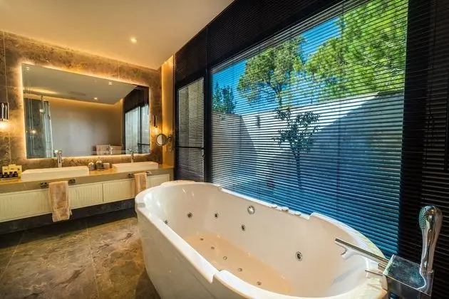 Superior Villa