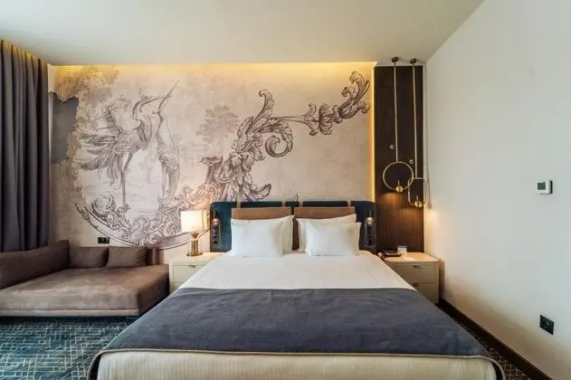 Deluxe Oda, Havuz ve Bahçe Manzaralı, Balkonsuz