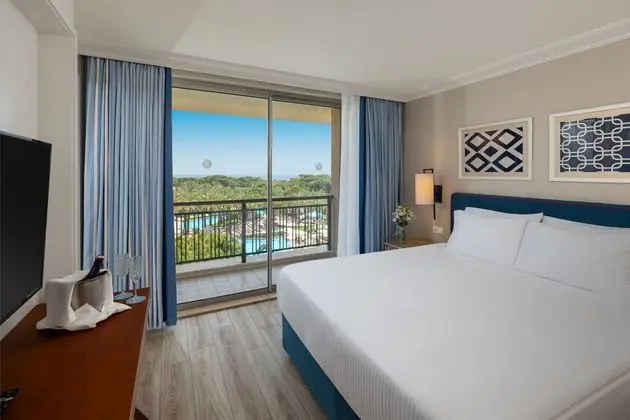 https://images.etstur.com/imgproxy/resize/2560x1440/files/images/hotelImages/etsrooms/108/Ic_Hotels_Green_Palace_20240930174759_1.jpg