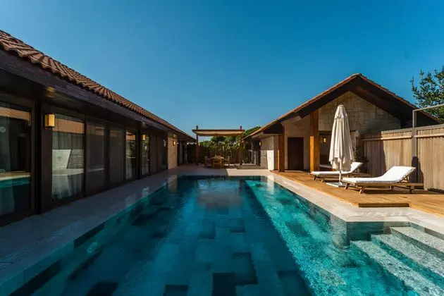https://images.etstur.com/imgproxy/resize/2560x1440/files/images/hotelImages/etsrooms/108/IC_Hotels_Green_Palace__Villas_20241129153702_12.jpg