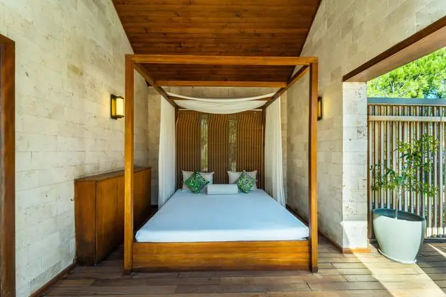 https://images.etstur.com/imgproxy/resize/2560x1440/files/images/hotelImages/etsrooms/108/IC_Hotels_Green_Palace__Villas_20241129153702_9.jpg