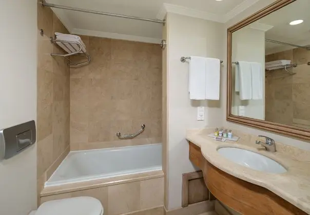 https://images.etstur.com/imgproxy/resize/2560x1440/files/images/hotelImages/etsrooms/108/IC_Hotels_Green_Palace__Villas_20250414162054_3.jpg
