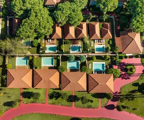 https://images.etstur.com/imgproxy/resize/2560x1440/files/images/hotelImages/etsrooms/108/IC_Hotels_Green_Palace__Villas_20250414171730_11.jpg