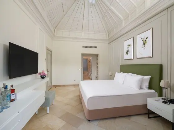 https://images.etstur.com/imgproxy/resize/2560x1440/files/images/hotelImages/etsrooms/108/IC_Hotels_Green_Palace__Villas_20250414173044_1.jpg