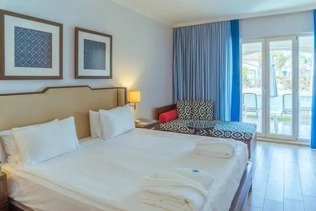 https://images.etstur.com/files/images/hotelImages/TR/51865/l/IC-Hotels-Santai-Family-Resort-Oda-364931.jpg
