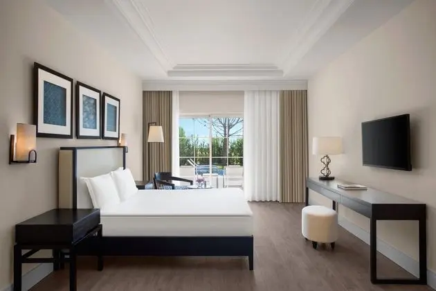 https://imagessl.etstur.com/files/images/hotelImages/TR/51865/l/IC-Hotels-Santai-Family-Resort-Oda-202394.jpg