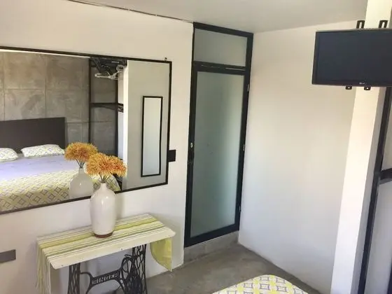 Standard Tek Büyük Yataklı Oda, Ortak Banyo