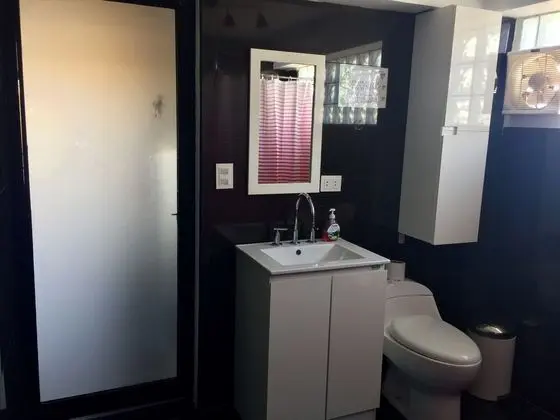 Standard Tek Büyük Yataklı Oda, Ortak Banyo