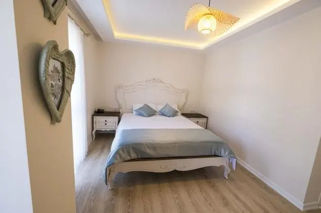 Deluxe Oda, Havuz veya Bahçe Manzaralı, Non-Smoking Room