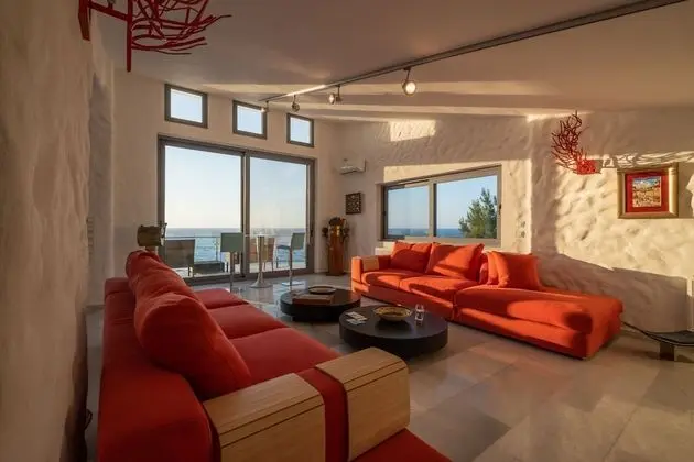 Luxury Villa