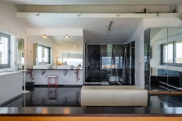Luxury Villa