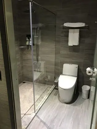 Deluxe Dört Kişilik Oda