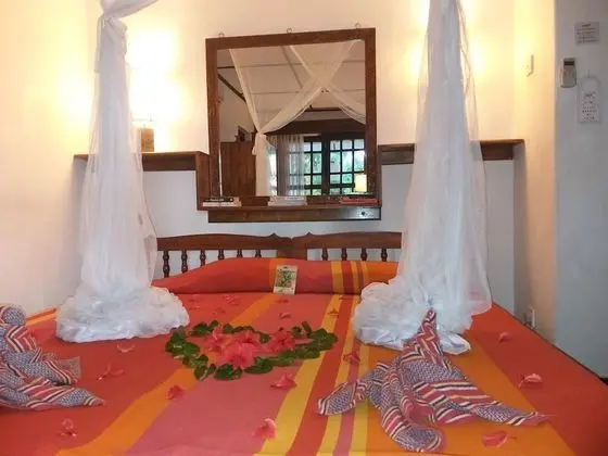 Comfort Tek Büyük veya İki Ayrı Yataklı Oda