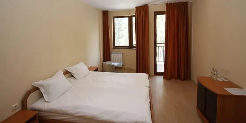Tek Büyük veya İki Ayrı Yataklı Oda, Balkon