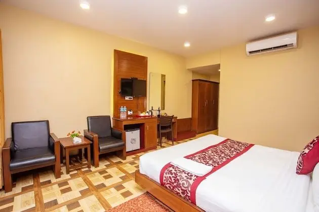 Deluxe Tek Büyük Yataklı Oda, Dağ Manzaralı