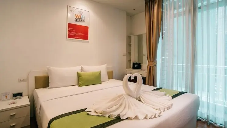 One Bedroom Apartment