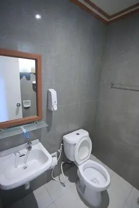 Dört Kişilik Oda, Özel Banyo