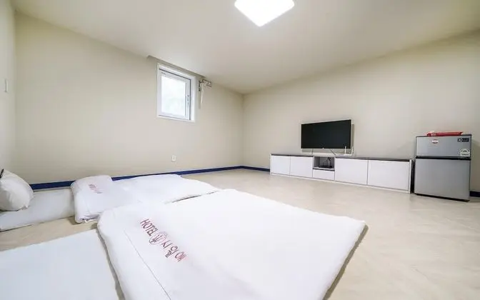 Oda (Ondol room (inquire about accommodati)