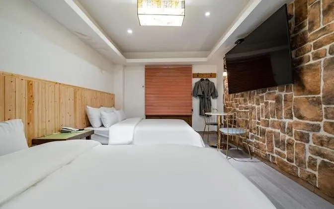 Oda (Doori Room (Styler TV Netflix Hinoki )