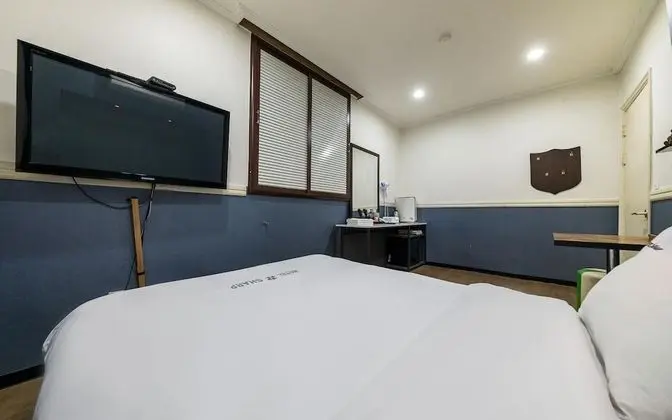 Oda (Special Room (Netflix Available Rando)