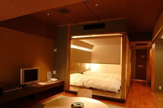 Traditional Oda, Sigara İçilmez (2 Single Beds & 1 Futon)