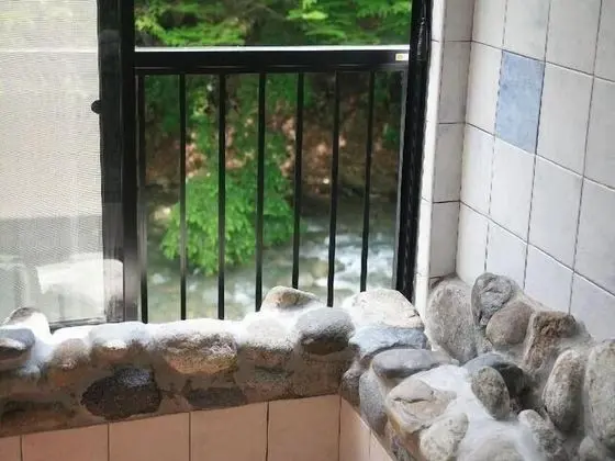 Traditional Oda, Nehir Manzaralı (Hiiragi)