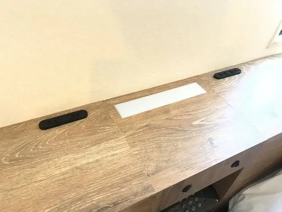 İki Ayrı Yataklı Oda, Sigara İçilmez