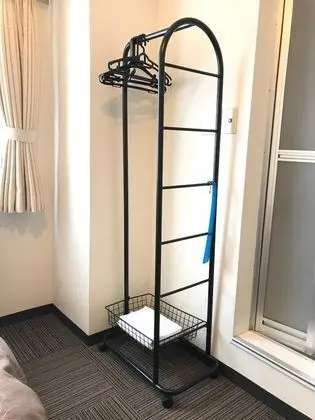 Tek Kişilik Oda, Sigara İçilebilir