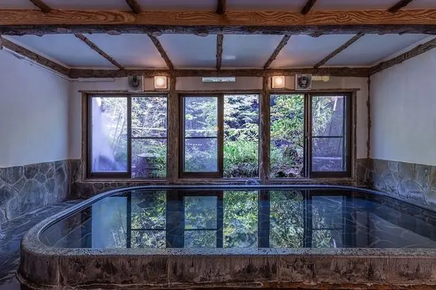 Standard Oda, Ortak Banyo (Japanese Style, Medium)