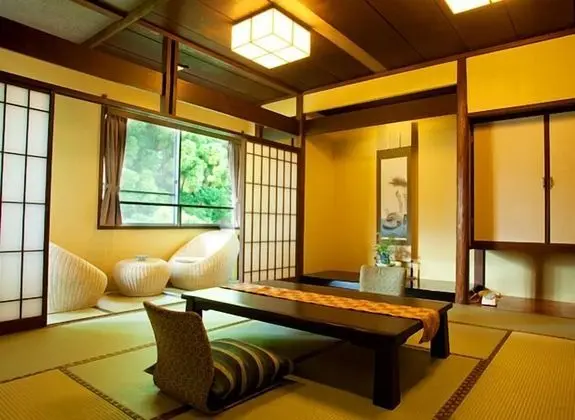 Traditional Oda, Sigara İçilmez, Dağ Manzaralı (Japanese Style Room for 4 Person)