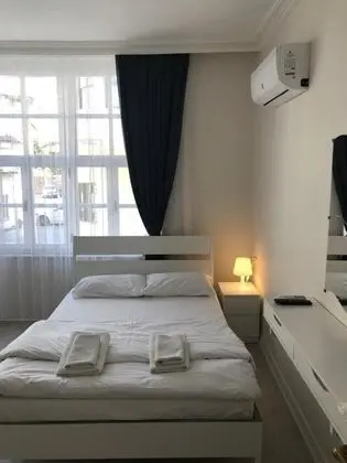 Aile Odası, Sokak Manzaralı, Balkonsuz