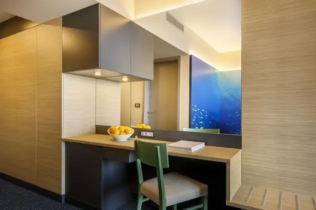 Superior Tek Büyük veya İki Ayrı Yataklı Oda, Balkon, Deniz Manzaralı