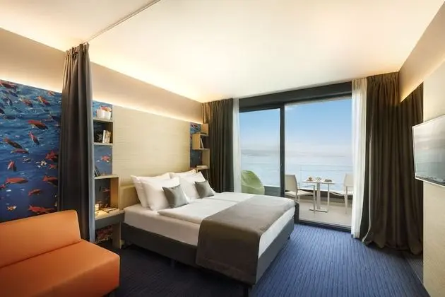 Superior Tek Büyük veya İki Ayrı Yataklı Oda, Balkon, Deniz Manzaralı