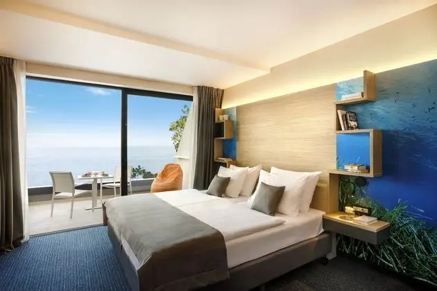Superior Tek Büyük veya İki Ayrı Yataklı Oda, Balkon, Deniz Manzaralı
