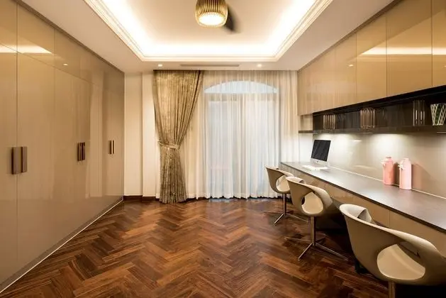 Villa, Göl Manzaralı (Icity Saigon)