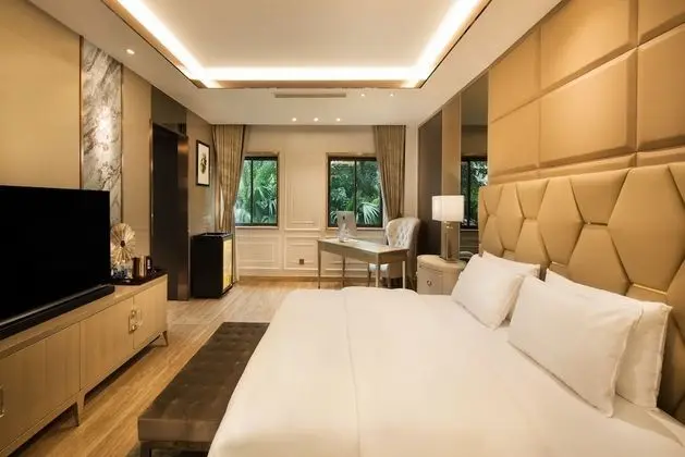 Villa, Göl Manzaralı (Icity Saigon)