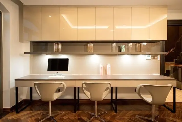 Villa, Göl Manzaralı (Icity Saigon)